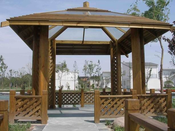 防腐木屋的優(yōu)越性能體現(xiàn)在哪？